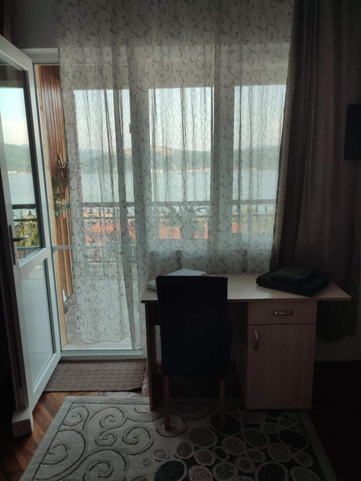 ホテル Casa Rebeca Orşova エクステリア 写真